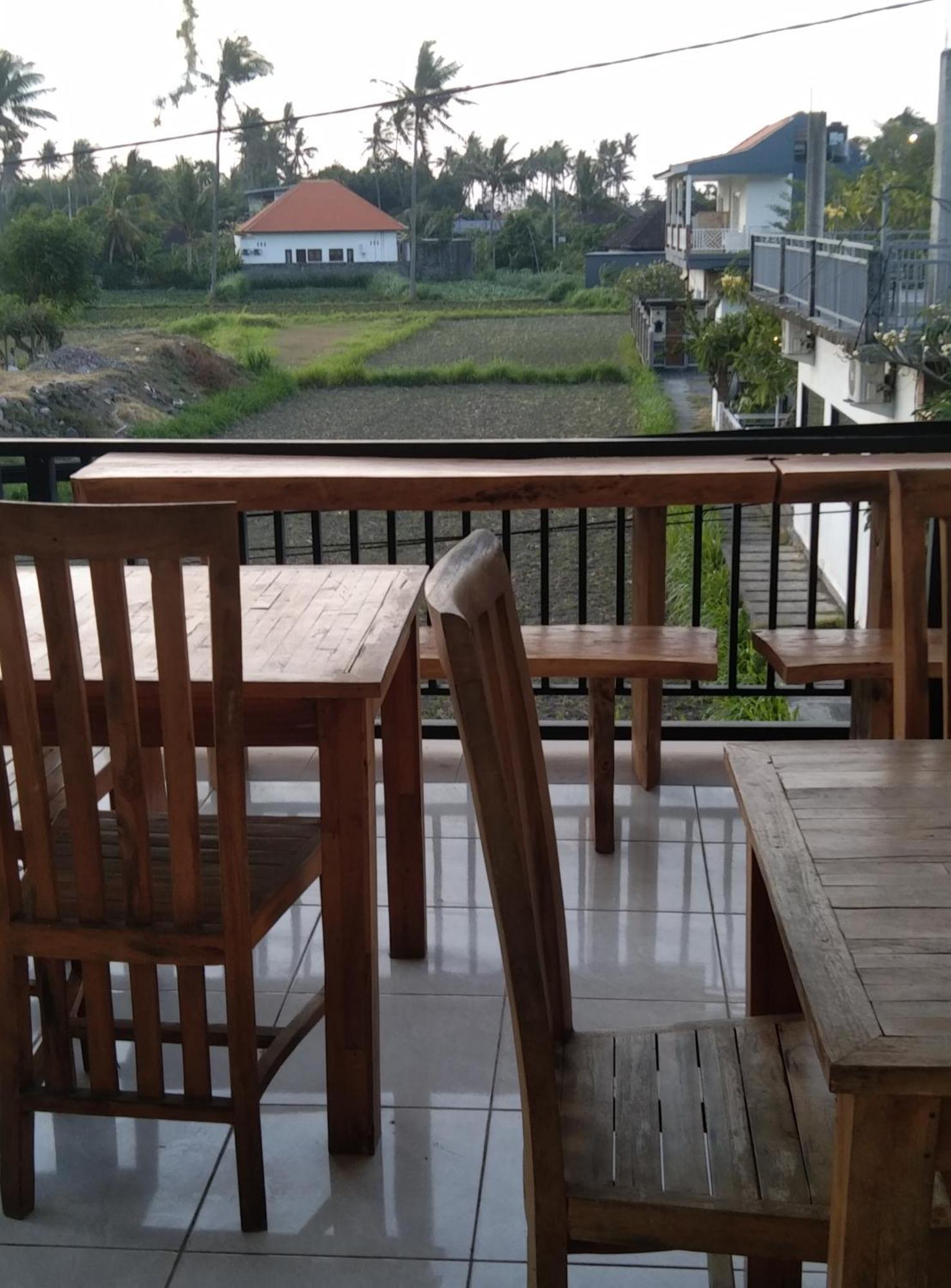 Mesari Homestay & Warung Amed  Exterior photo