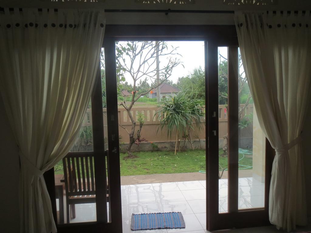 Mesari Homestay & Warung Amed  Exterior photo