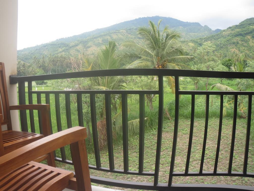 Mesari Homestay & Warung Amed  Exterior photo