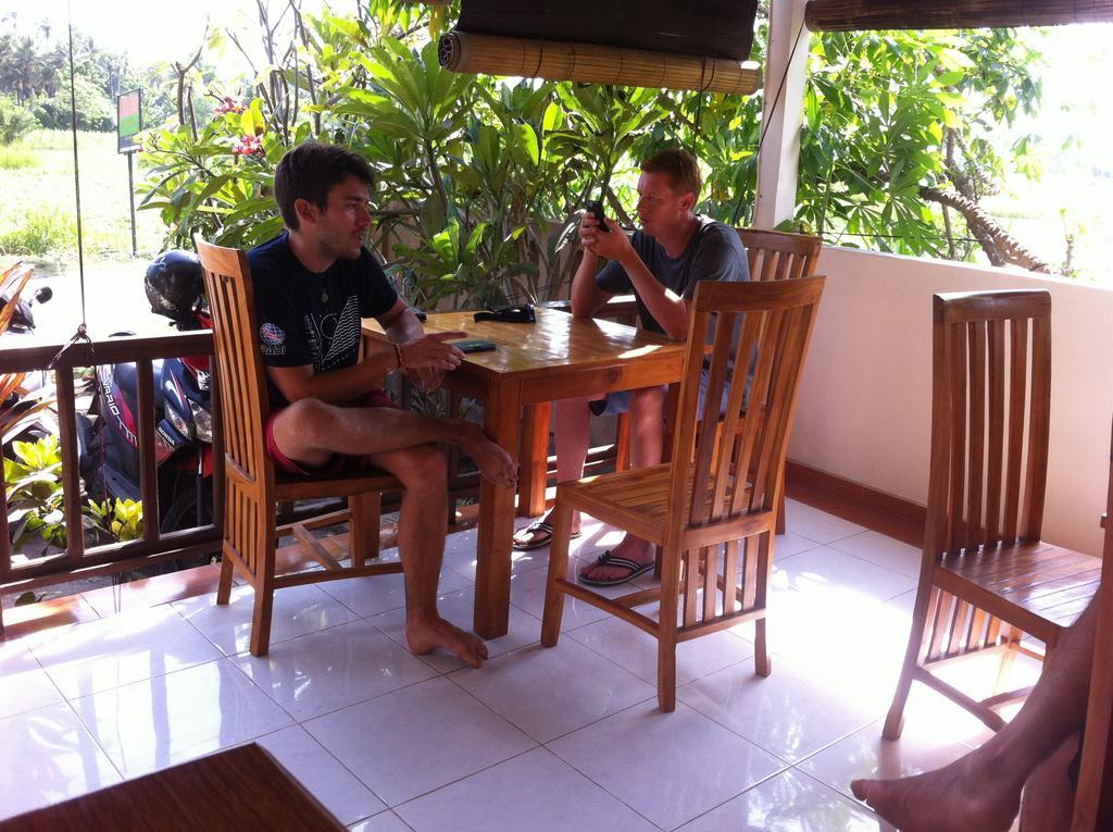 Mesari Homestay & Warung Amed  Exterior photo