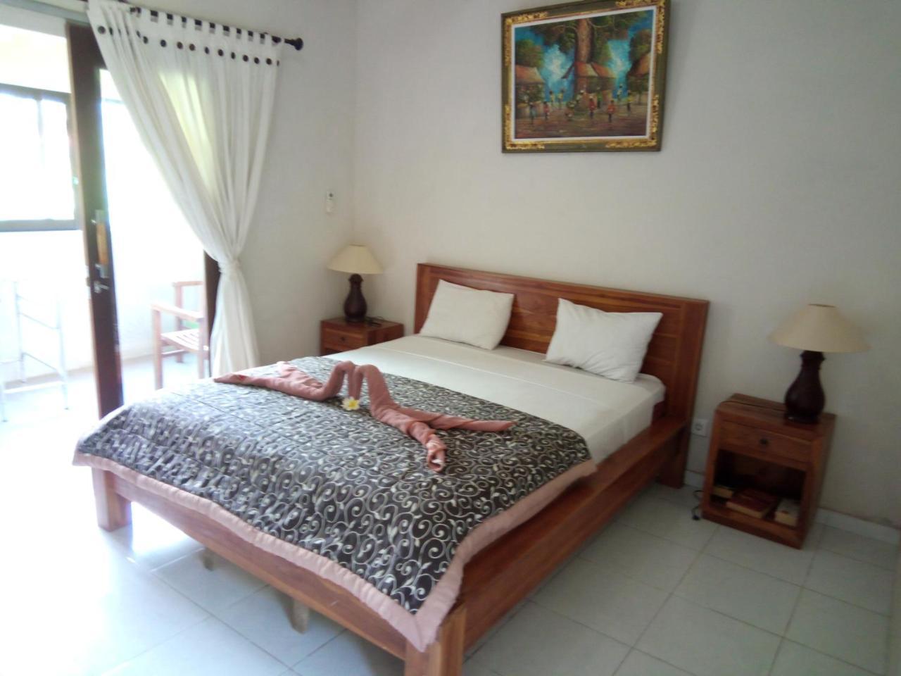Mesari Homestay & Warung Amed  Exterior photo